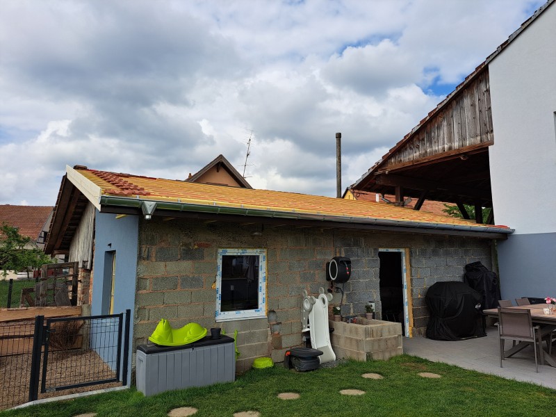 Changement de charpente et de couverture en tuiles sur benfeld près de Strasbourg 